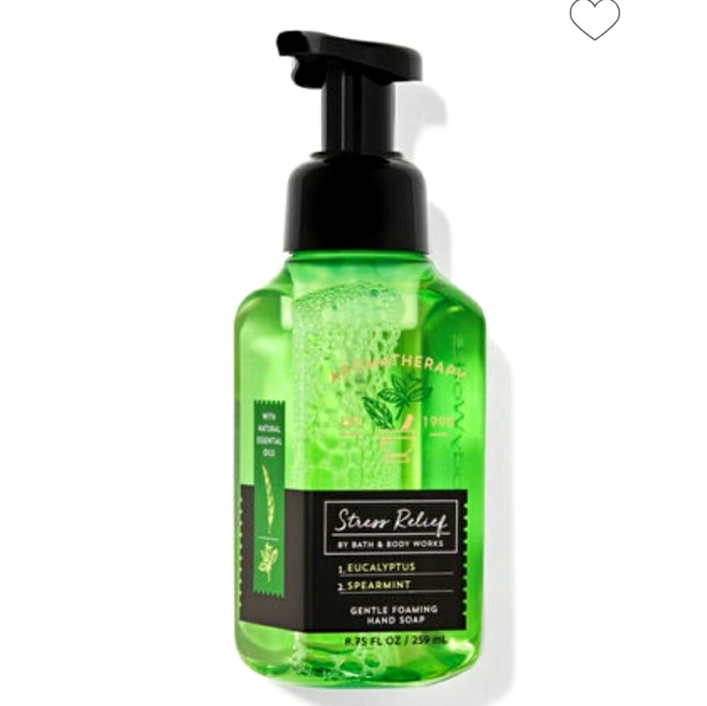 2 EUCALYPTUS SPEARMINT AROMATHERAPY GENTLE FOAMING HAND SOAPS